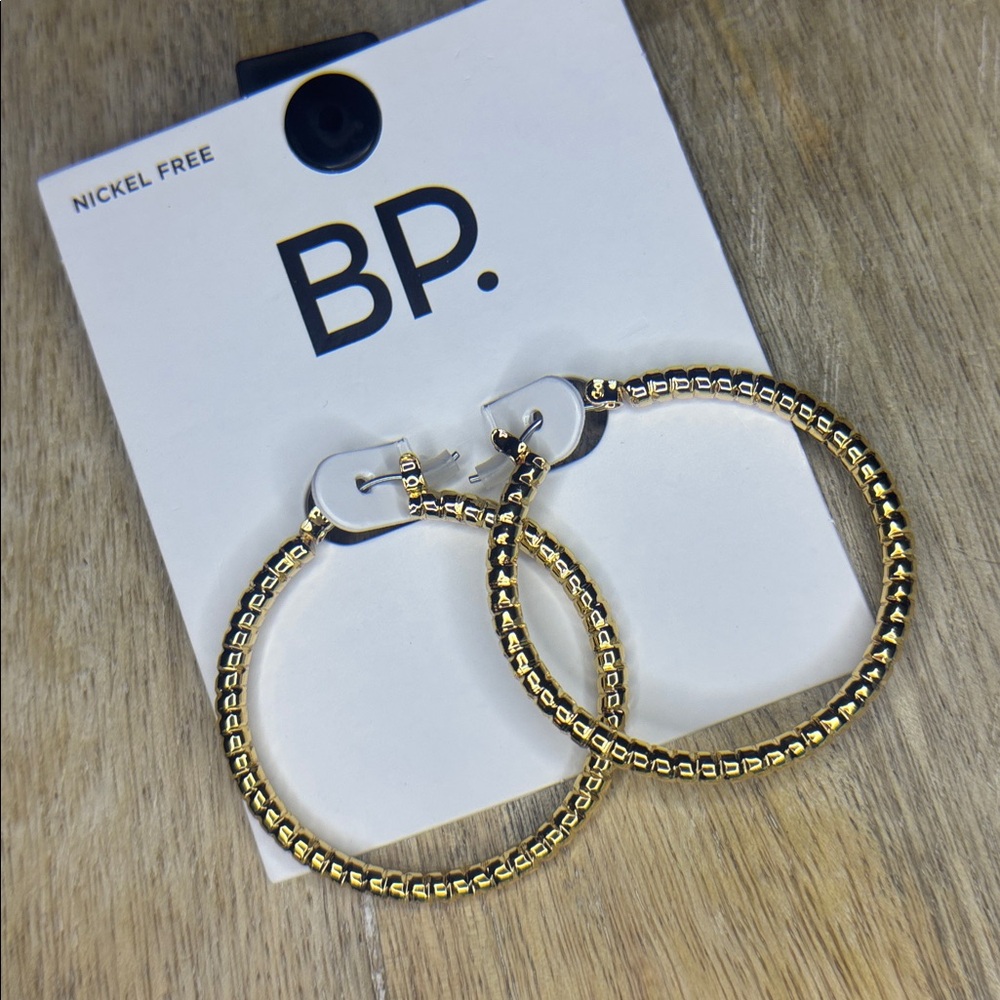 Nordstroms Nickle Free Goldtone Medium Sized Hoop Earrings